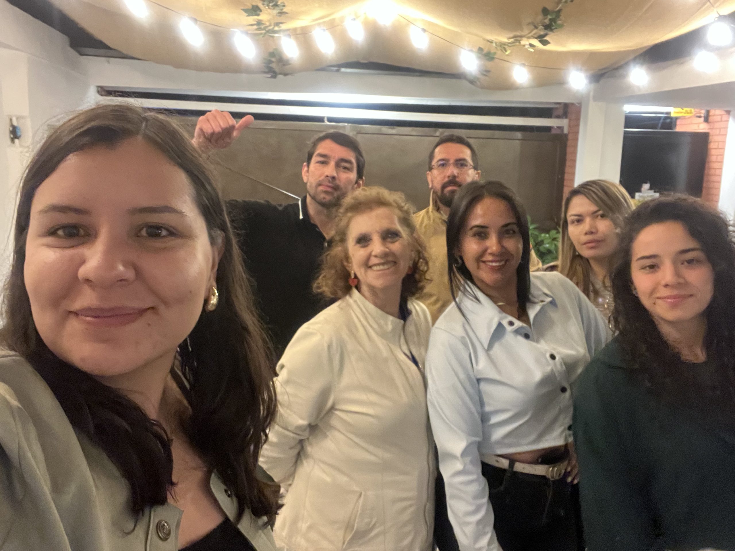 Dinámicas de oratoria y expresión oral en Bogotá para todas las edades